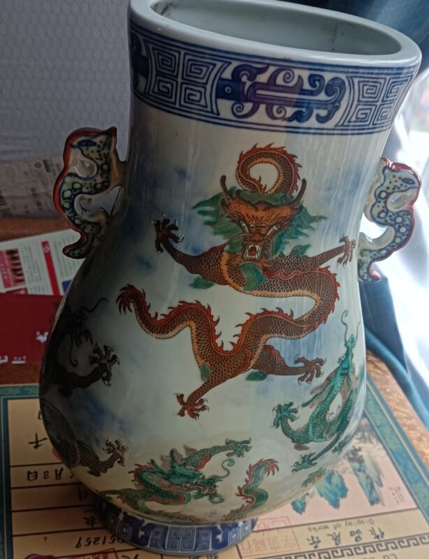 Double-eared porcelain of the Qing Dynasty Qianlong period-國際博寶藝術品交易網