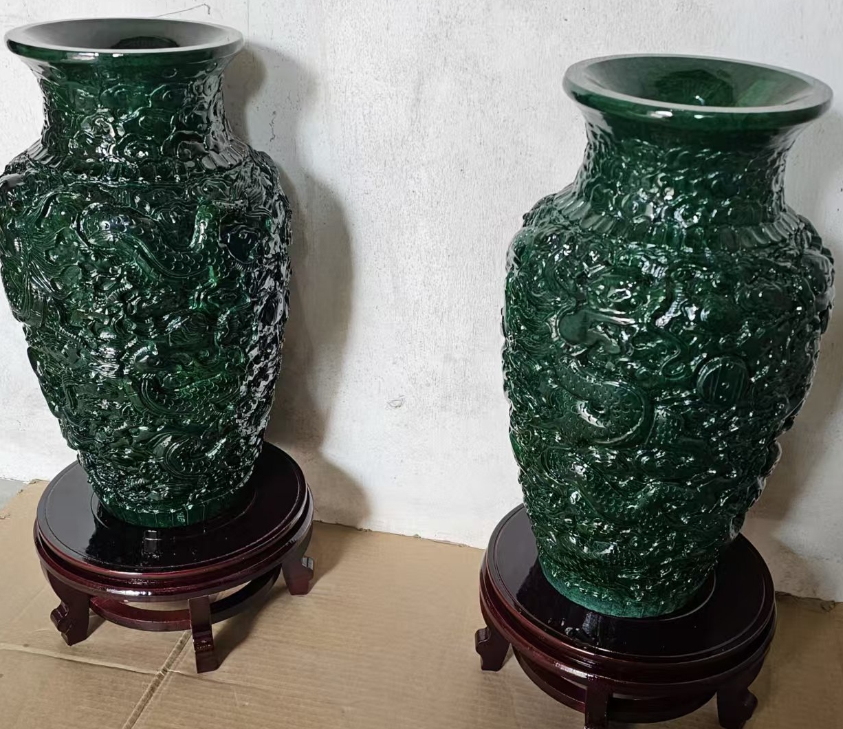 Spinach green Hetian jade dragon bottle