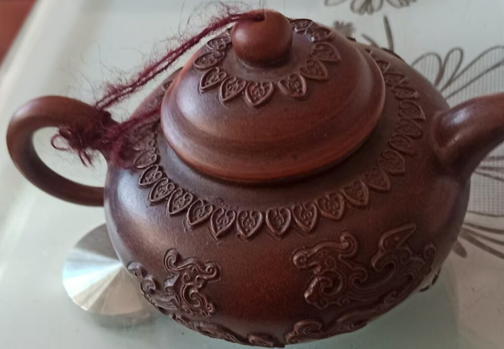 Zisha teapot-國際博寶藝術品交易網
