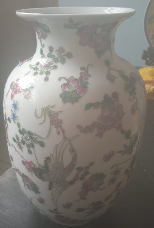 Kangxi Emperor's Porcelain Vase-國際博寶藝術品交易網