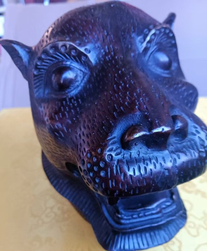 Dog animal head-國際博寶藝術品交易網