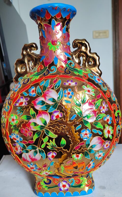 The Qianlong gilded double-eared vase-國際博寶藝術品交易網