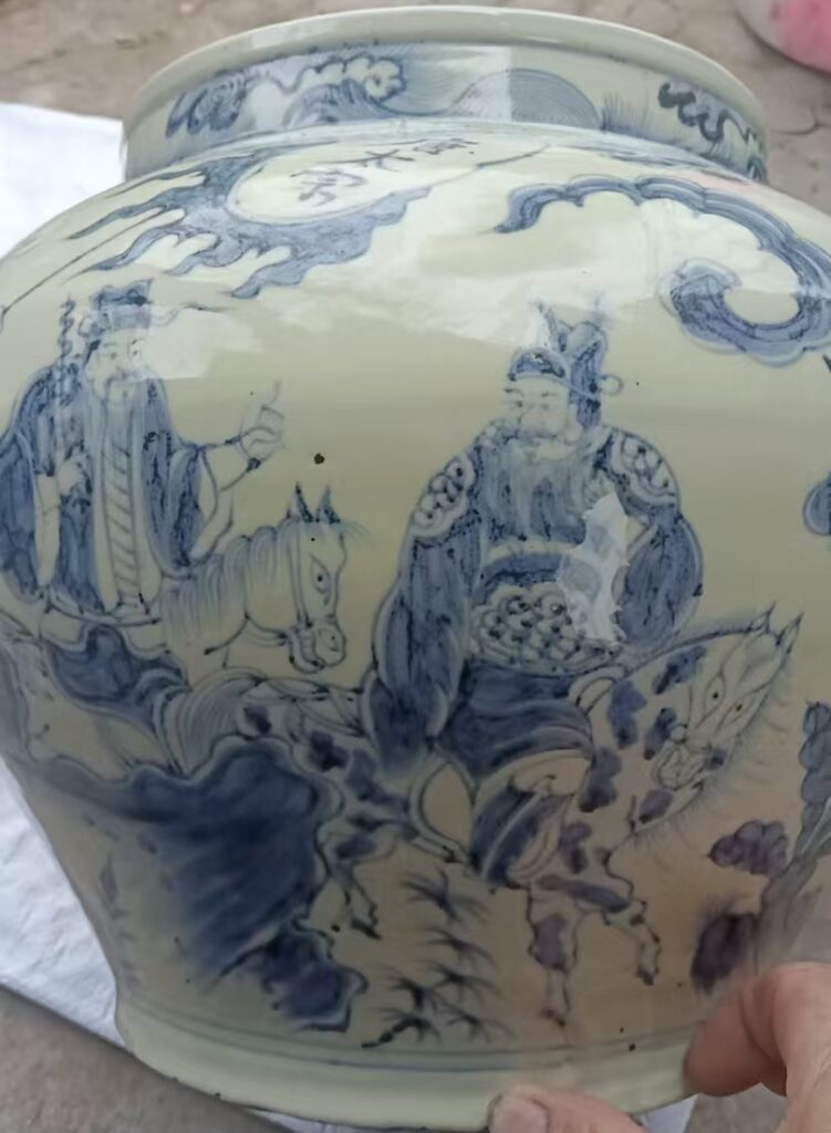 Tang Dynasty Emperor Taizong’s ceramic jar-國際博寶藝術品交易網