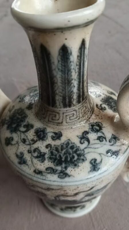 Da Ming Chengjiu wine pot-國際博寶藝術品交易網