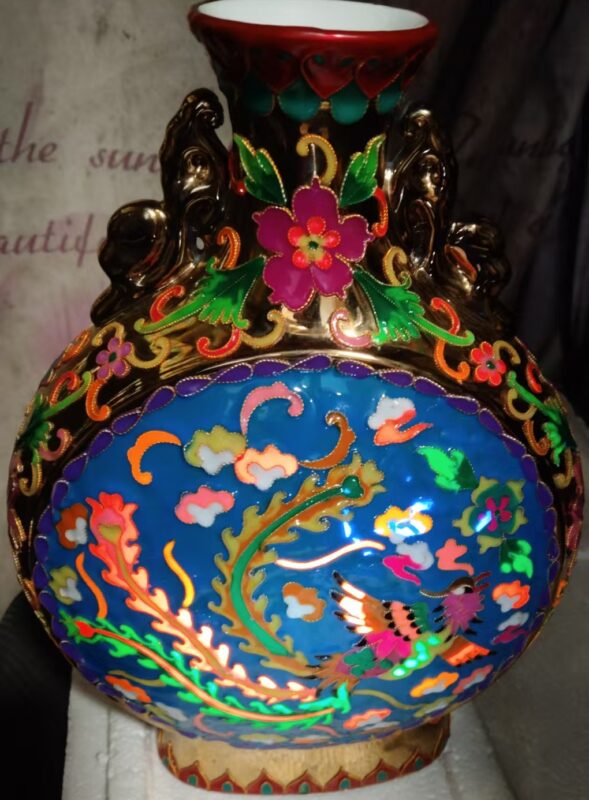 Qing Dynasty Qianlong garlic bulb bottle-國際博寶藝術品交易網